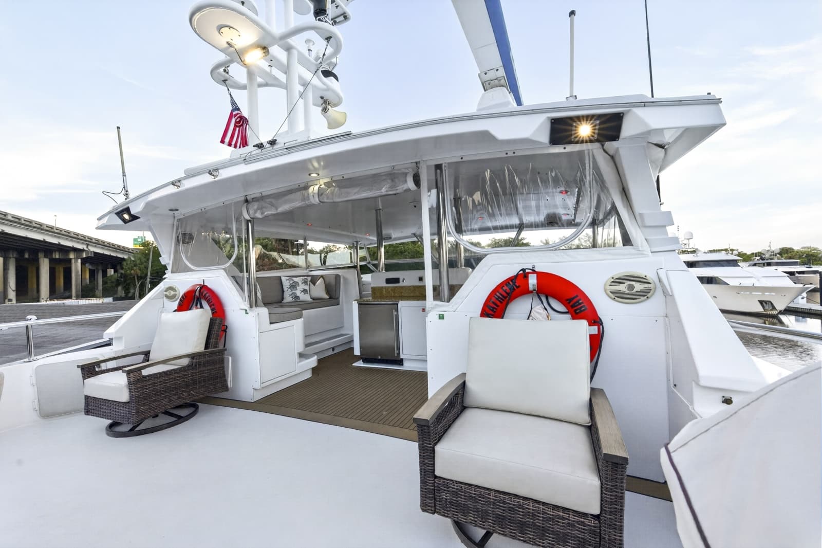 1989 Westport Flybridge Motoryacht