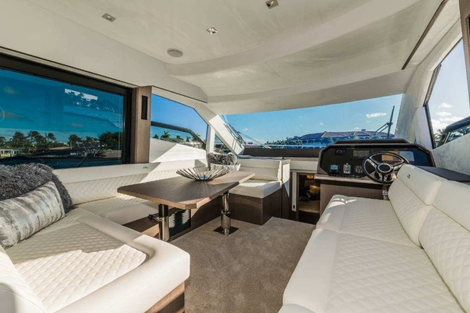 2025 Galeon 500 FLY