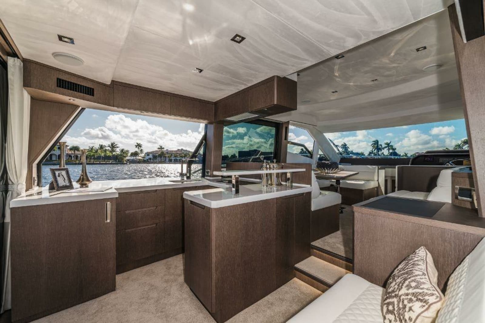 2025 Galeon 500 FLY