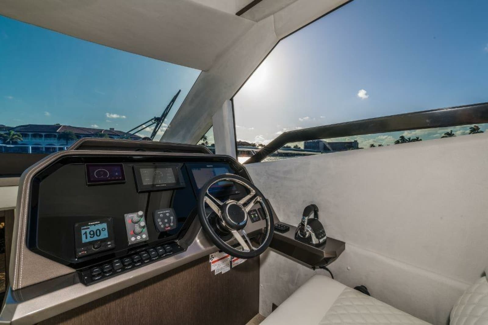 2025 Galeon 500 FLY