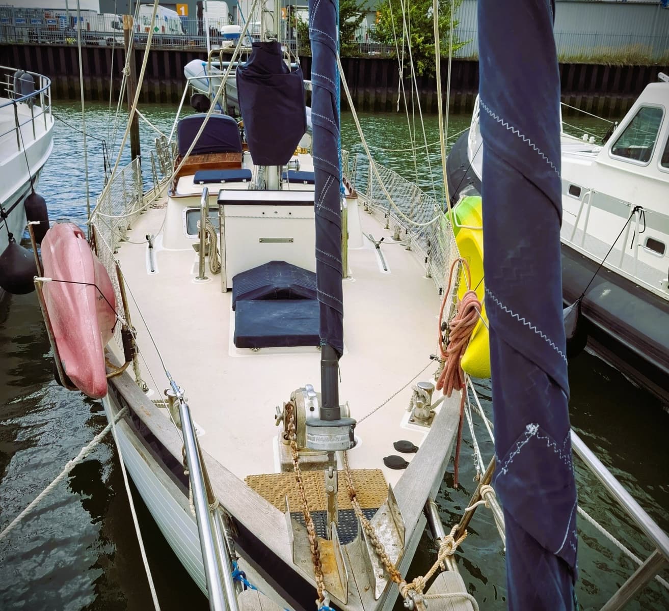 1983 Young Sun 43
