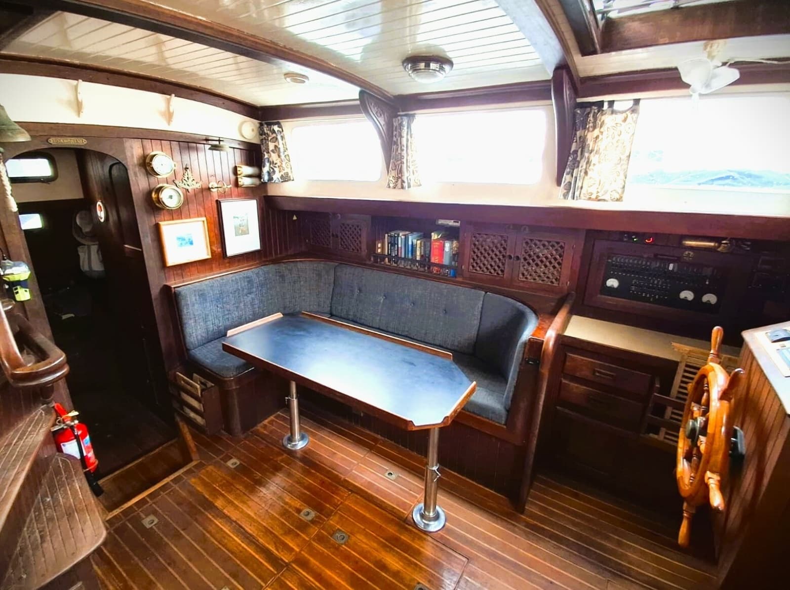1983 Young Sun 43
