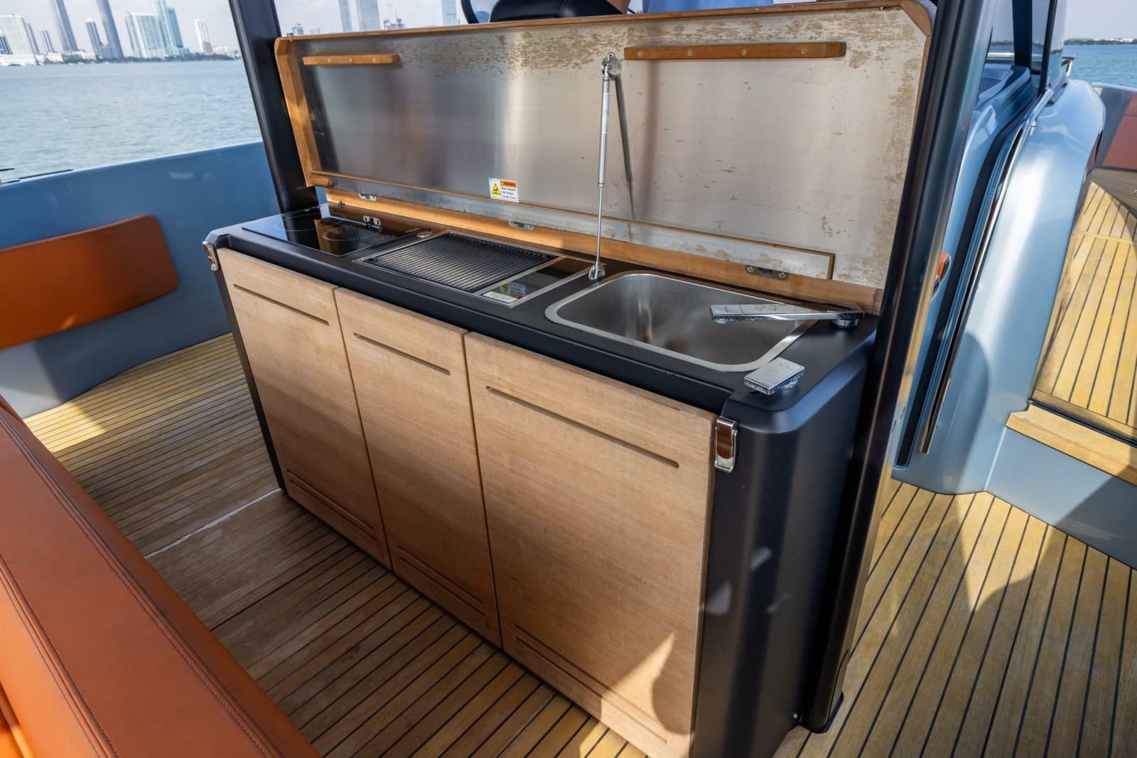 2022 Cranchi A46 Luxury Tender