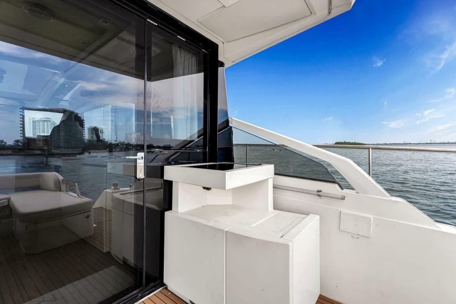 2012 Fairline Targa 58
