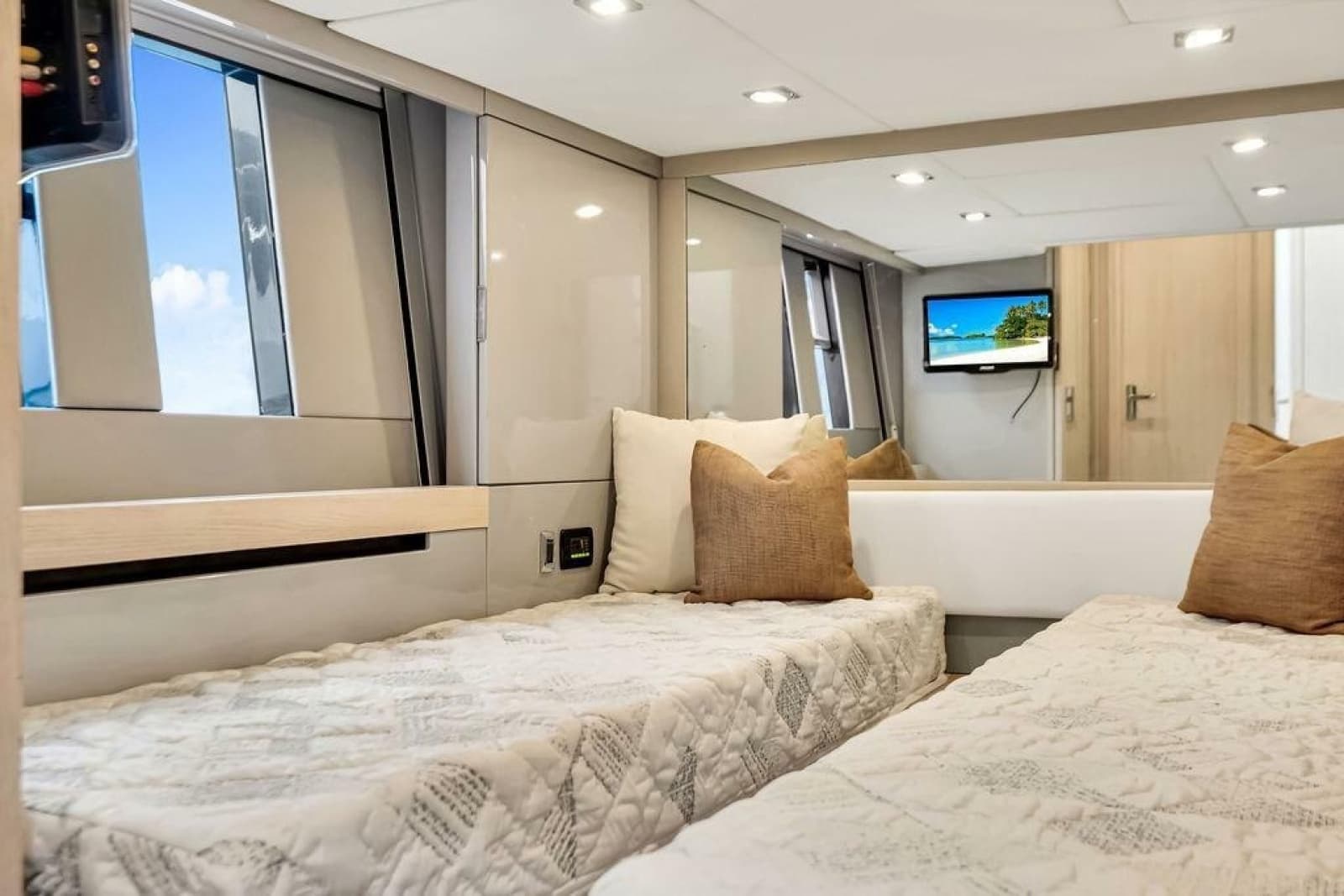 2012 Fairline Targa 58