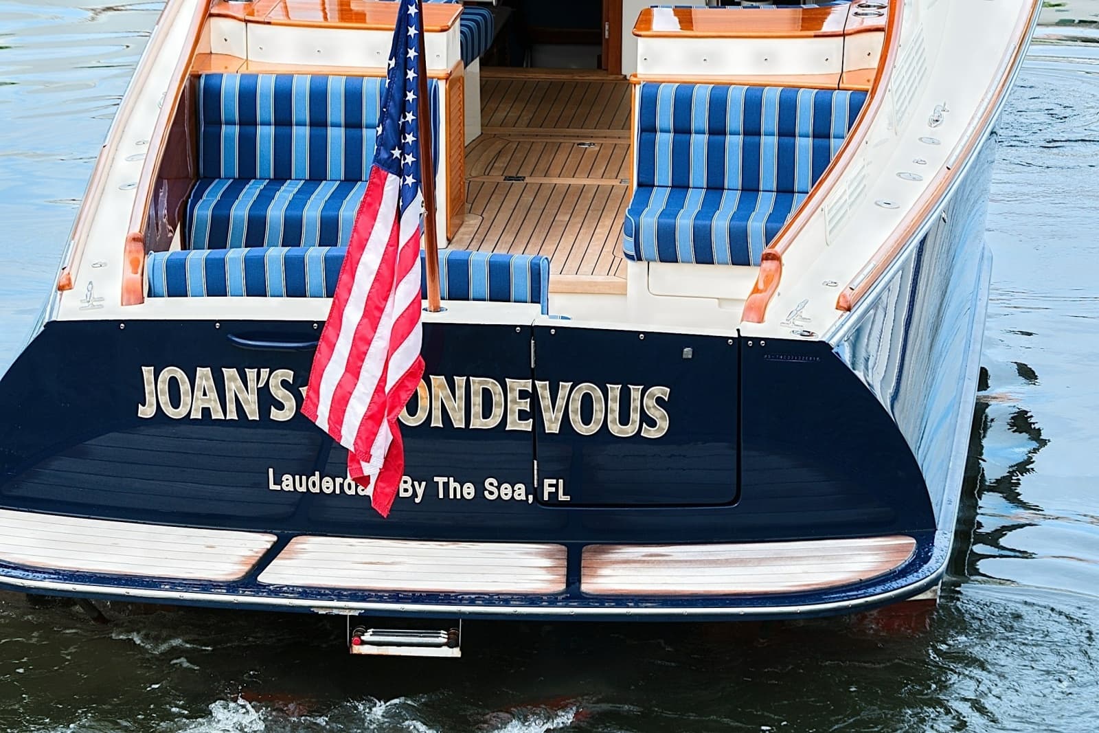 2018 Hinckley Picnic Boat 37 MKIII