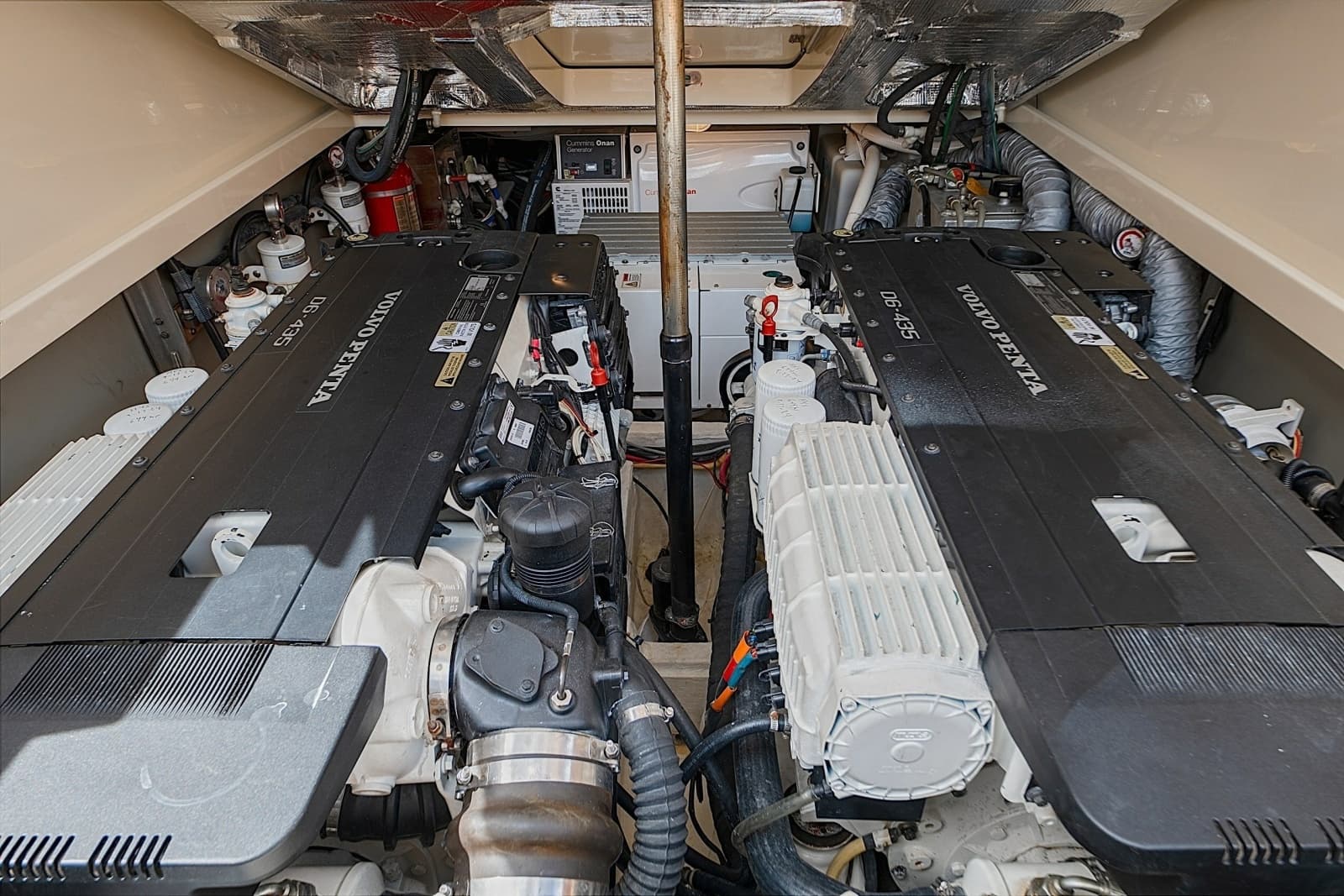 2018 Hinckley Picnic Boat 37 MKIII