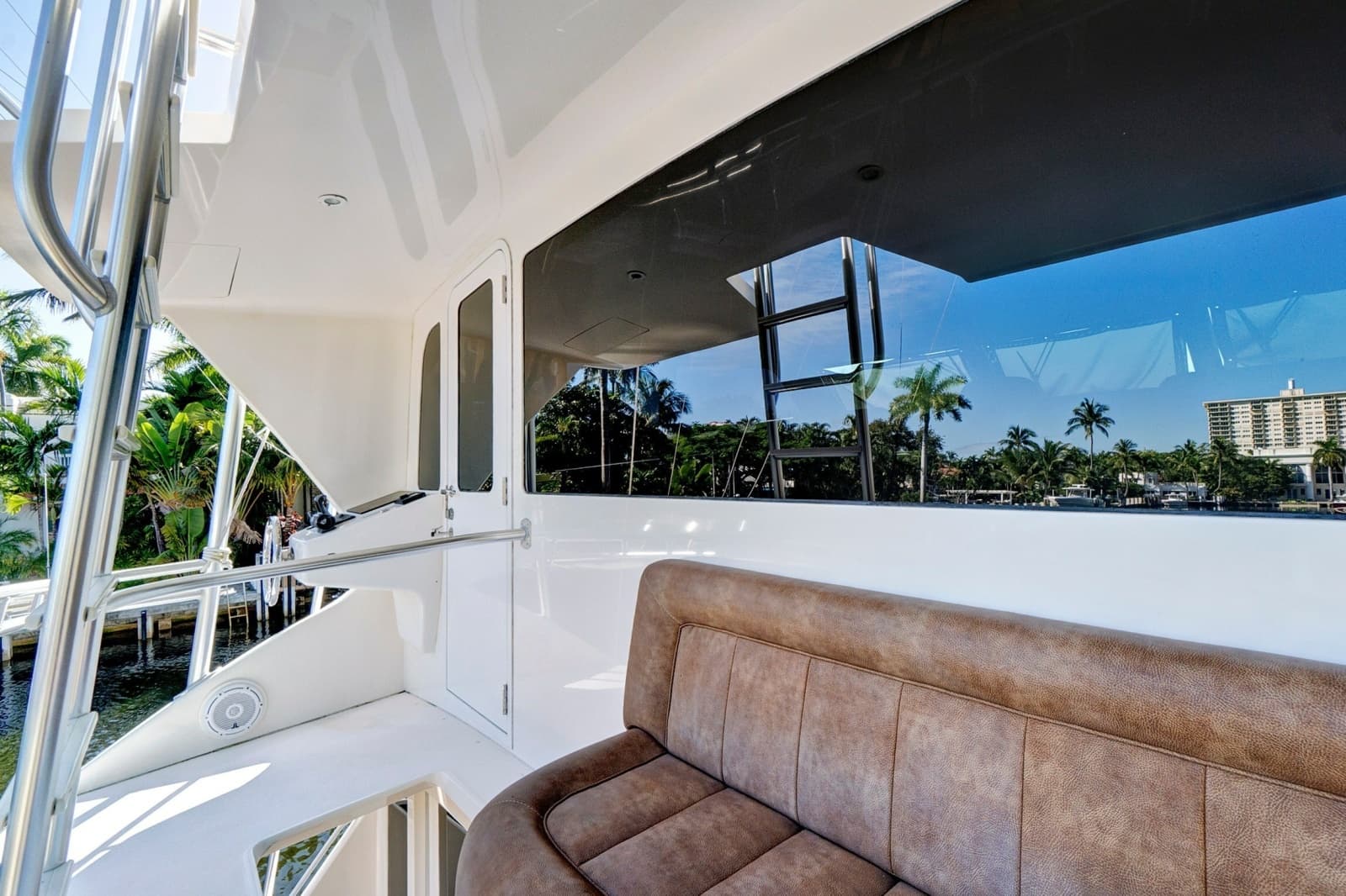 2008 Viking 74 Enclosed Bridge
