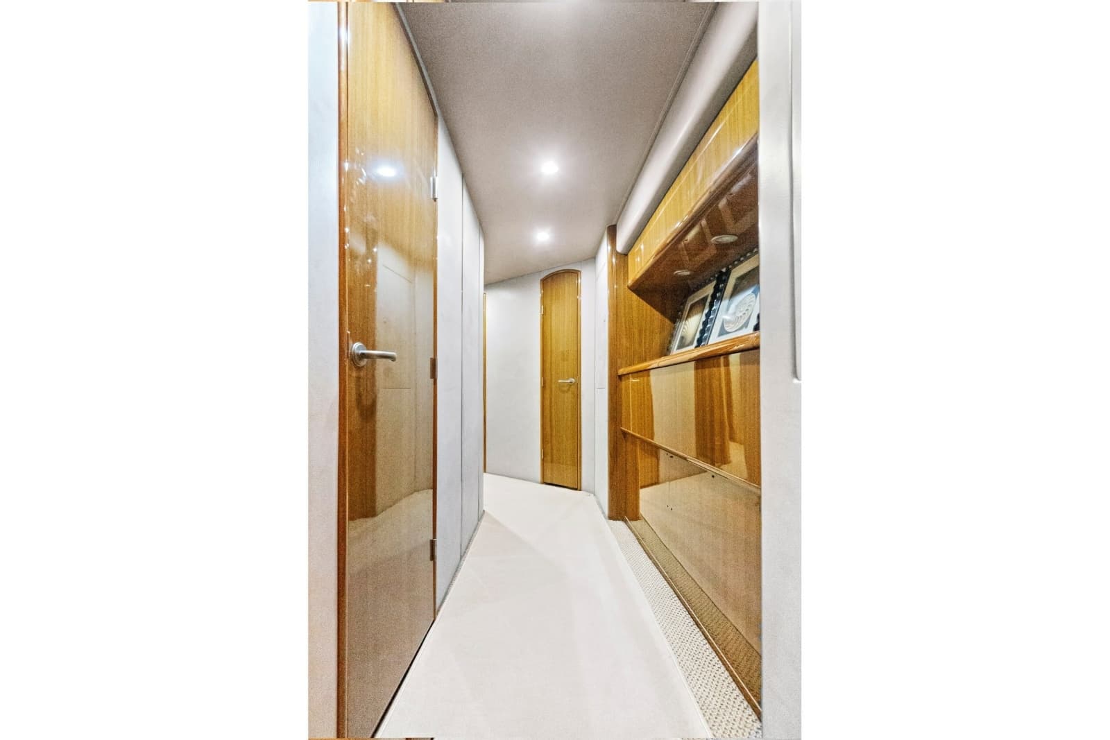 2008 Viking 74 Enclosed Bridge