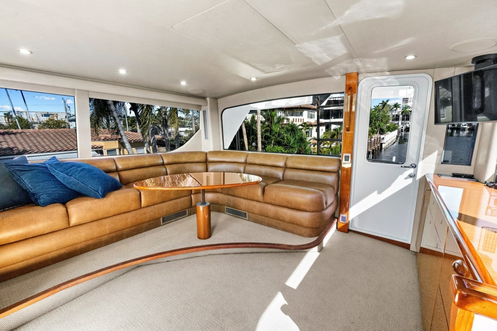 2008 Viking 74 Enclosed Bridge