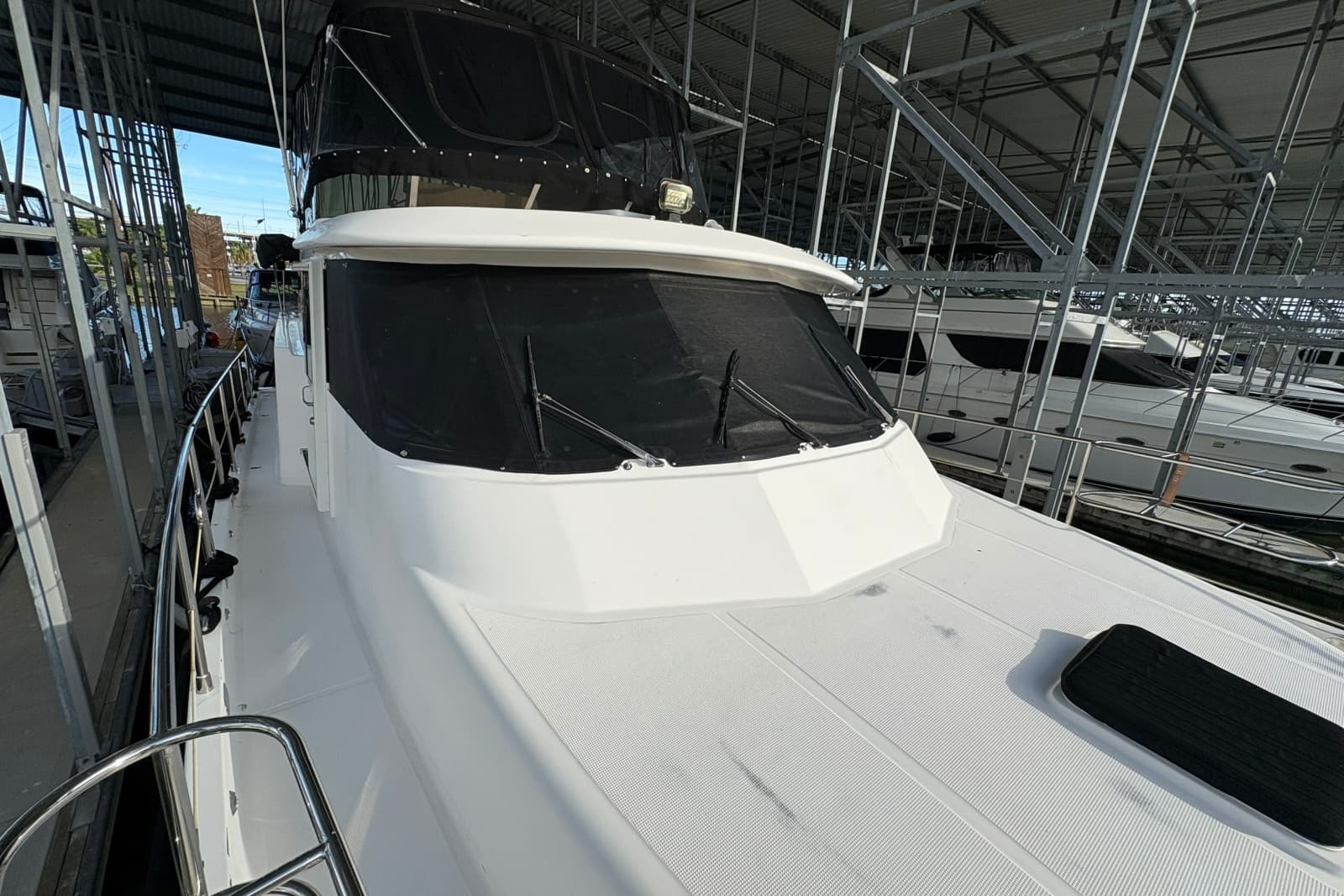 2003 Symbol 50 Pilothouse