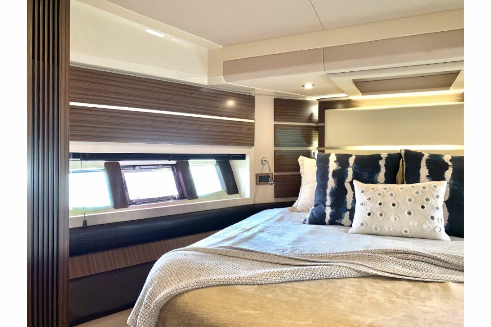 2016 Azimut FLY 60