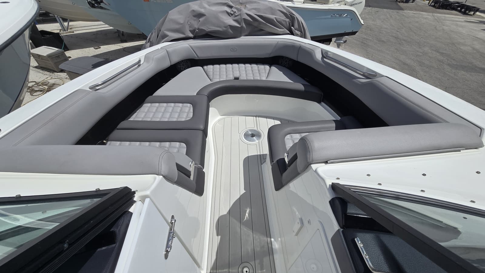 2023 Cobalt 30SC