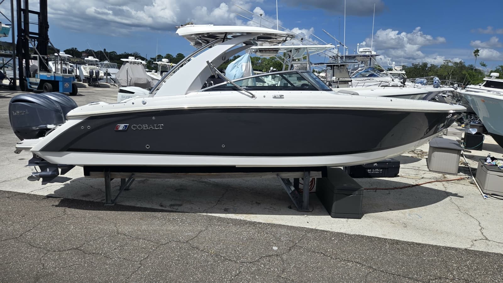 2023 Cobalt 30SC