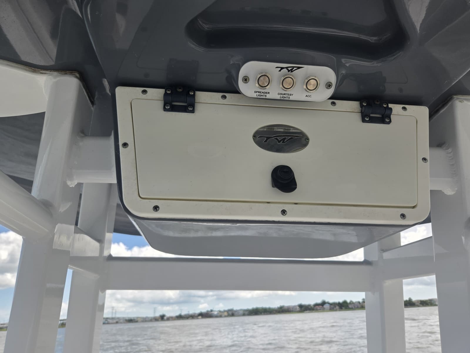 2019 Tidewater 232 CC Adventure