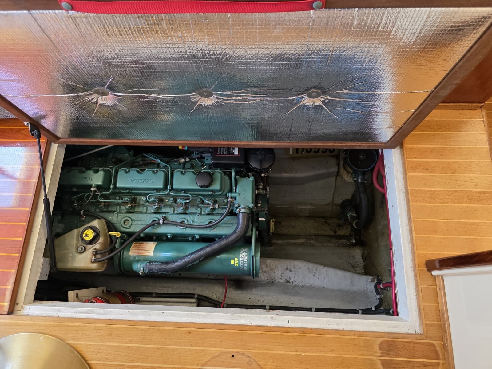forward engine hatch