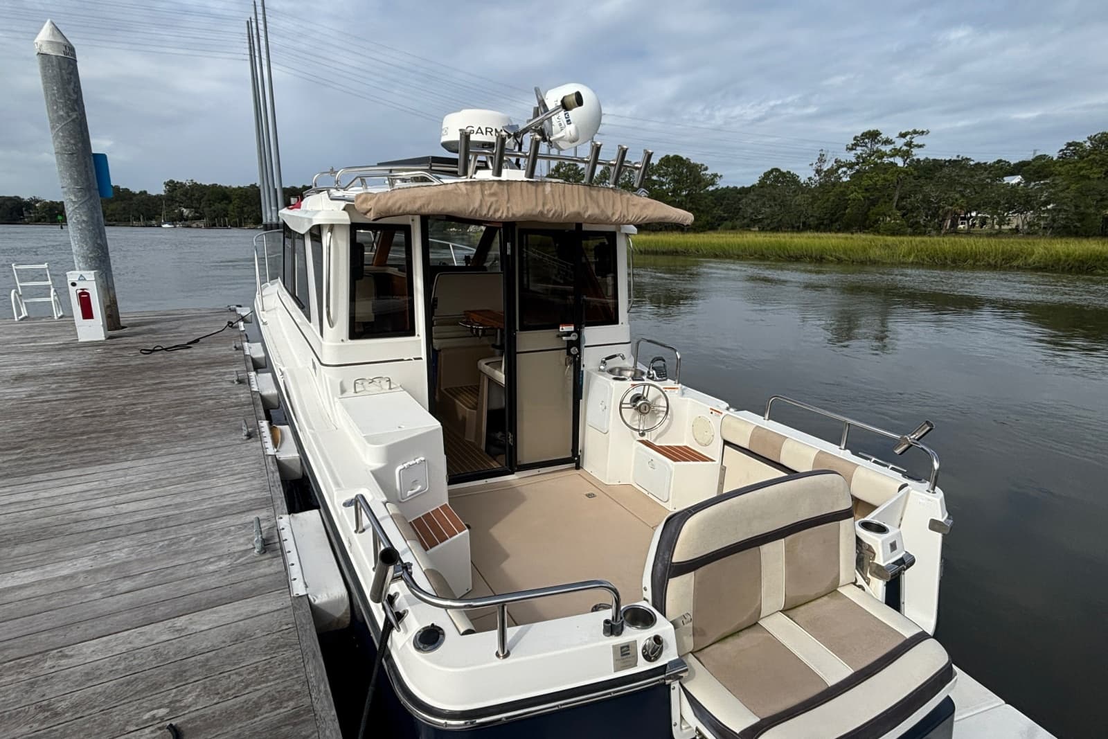 2016 Cutwater C-28 LE