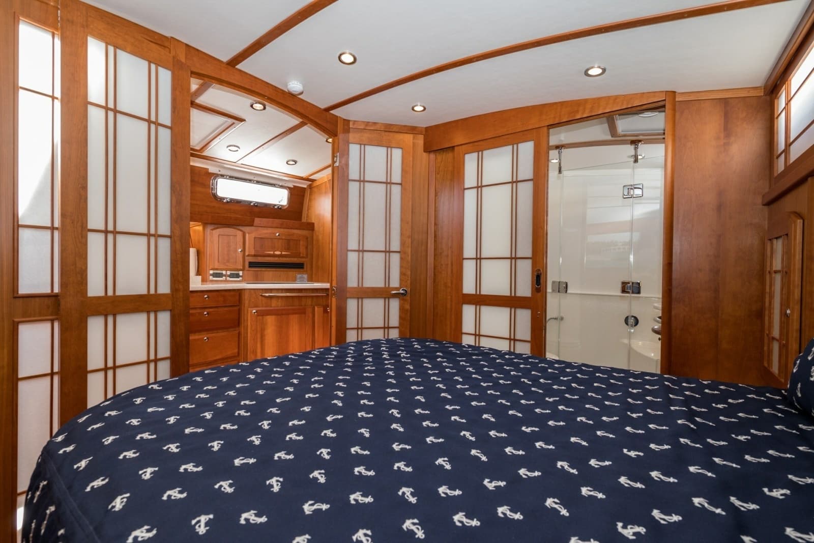 2021 Sabre 48 Salon Express