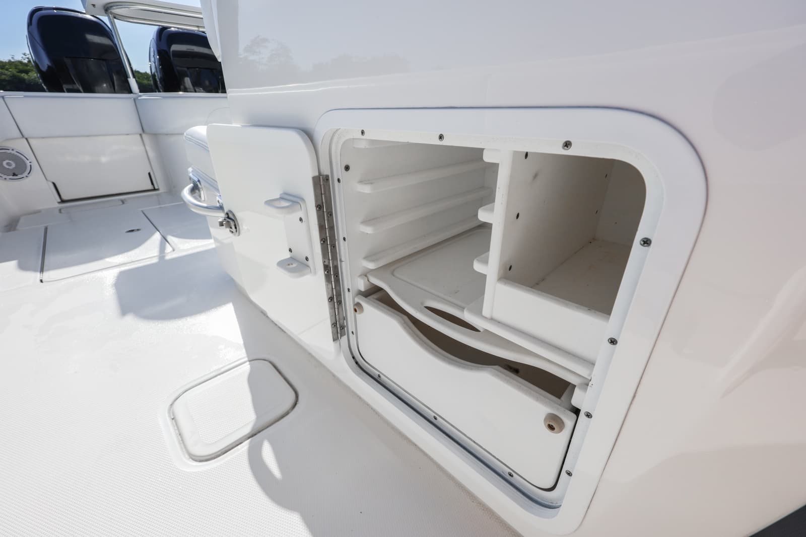 2016 Invincible 39 Open Fisherman