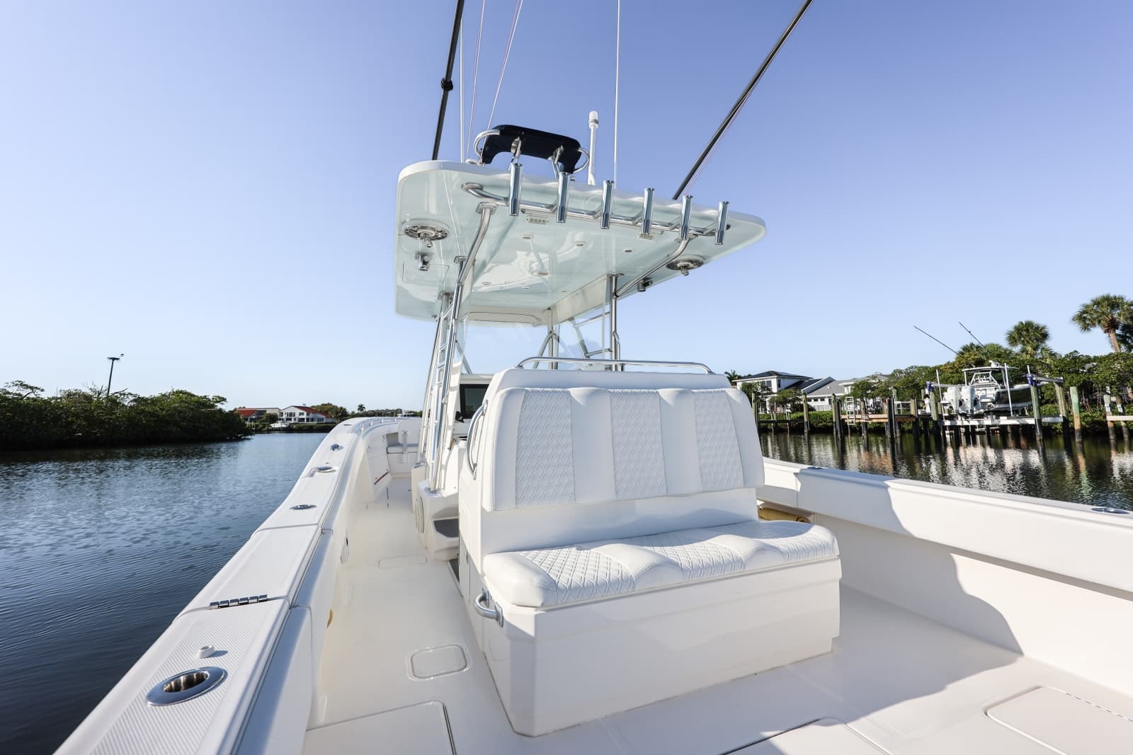 2016 Invincible 39 Open Fisherman
