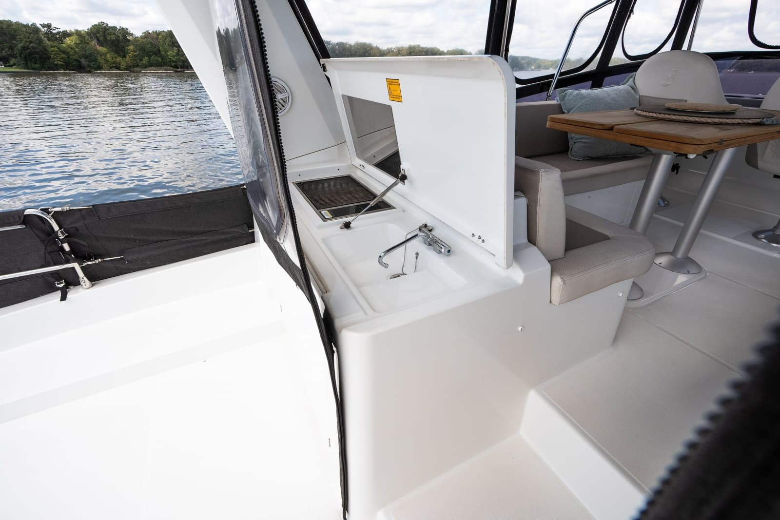 2020 Beneteau Swift Trawler 50
