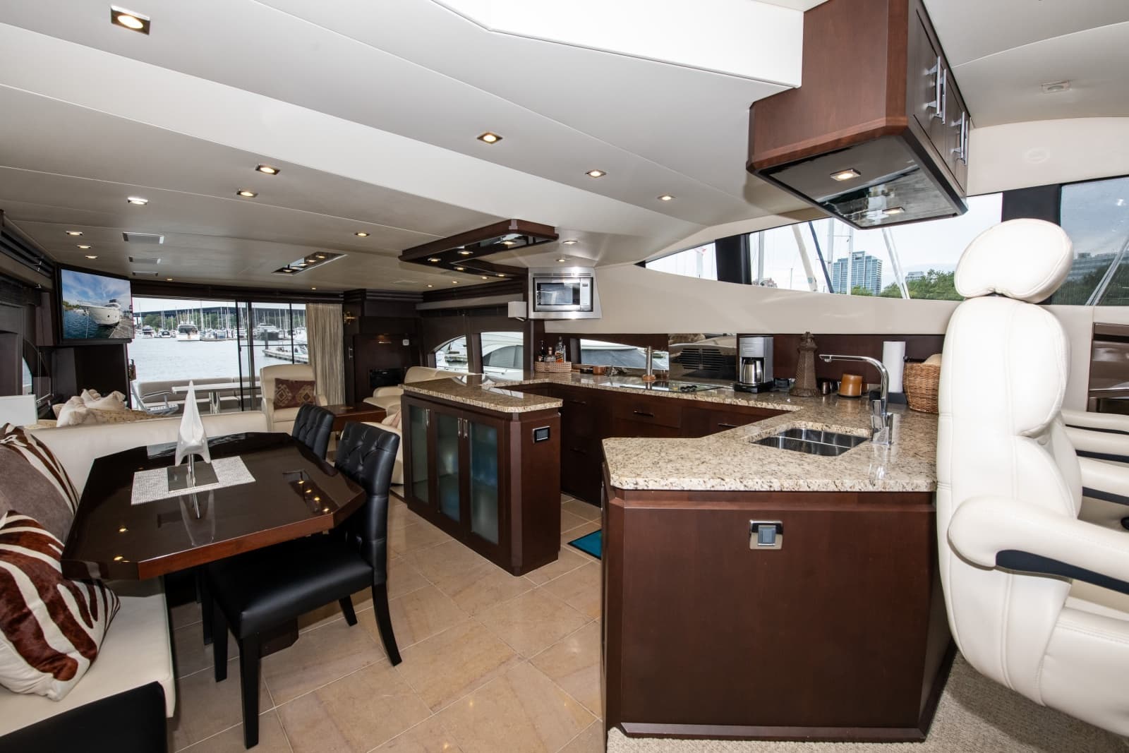 2013 Marquis 720 FLY