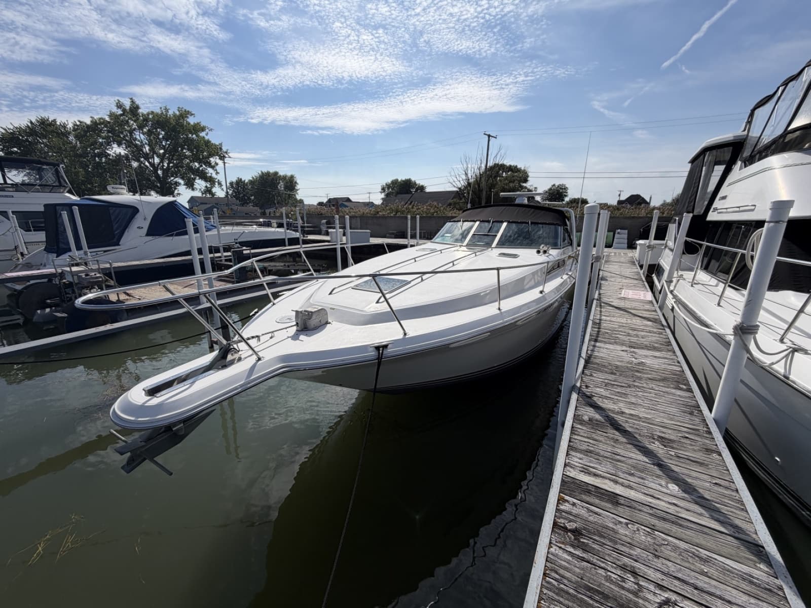 1993 Sea Ray 370 Express Cruiser