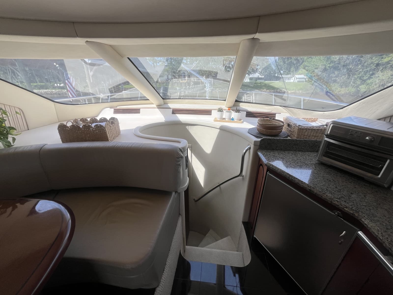 2006 Sea Ray 58 Sedan Bridge
