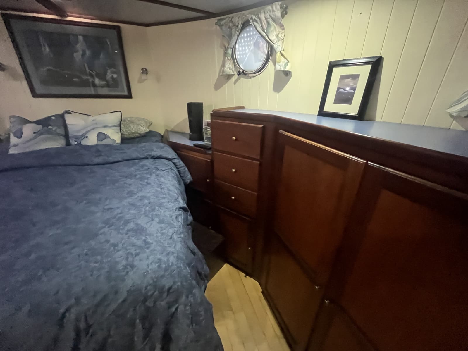 2001 Great Harbour GH47