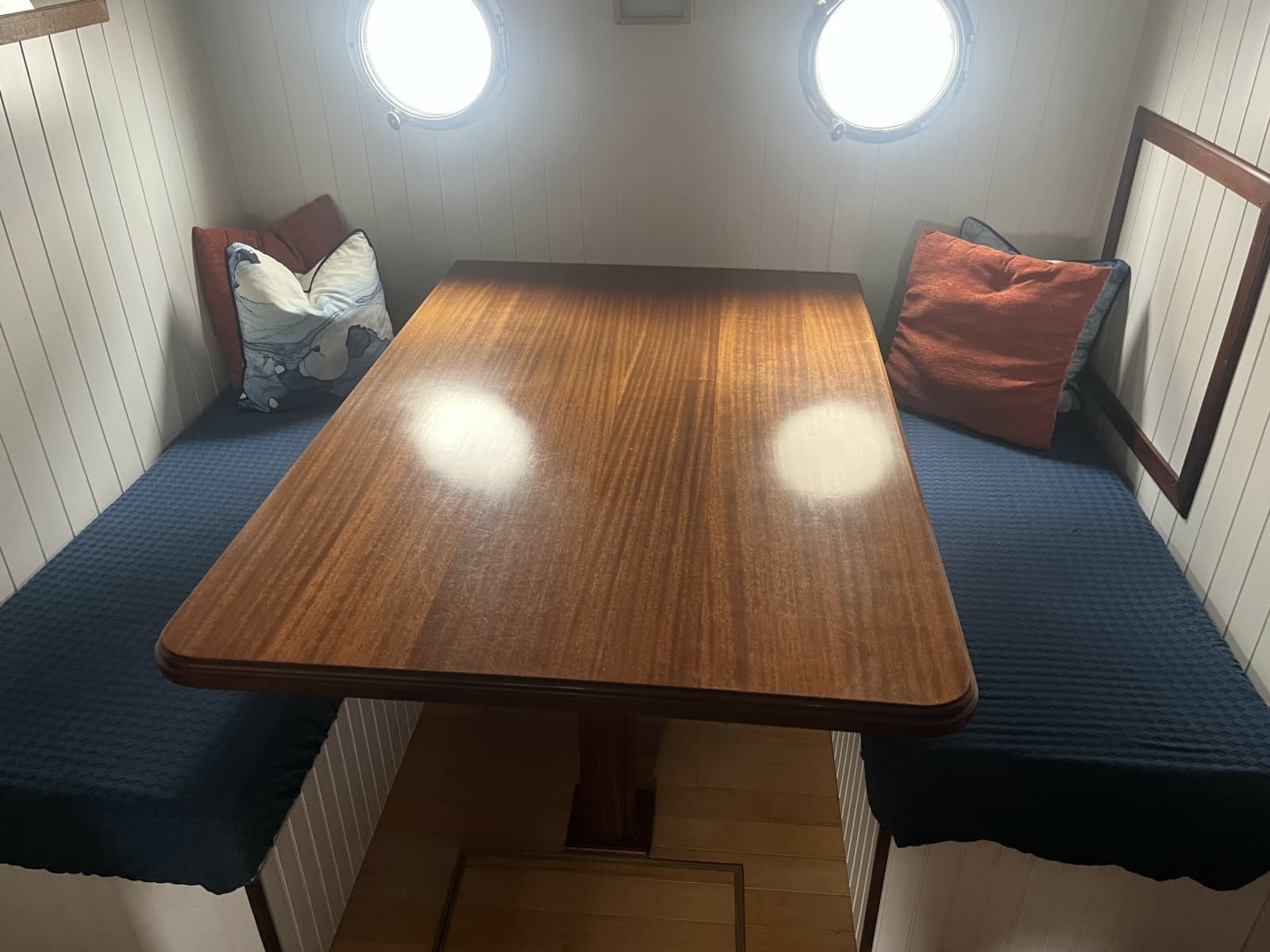 2001 Great Harbour GH47