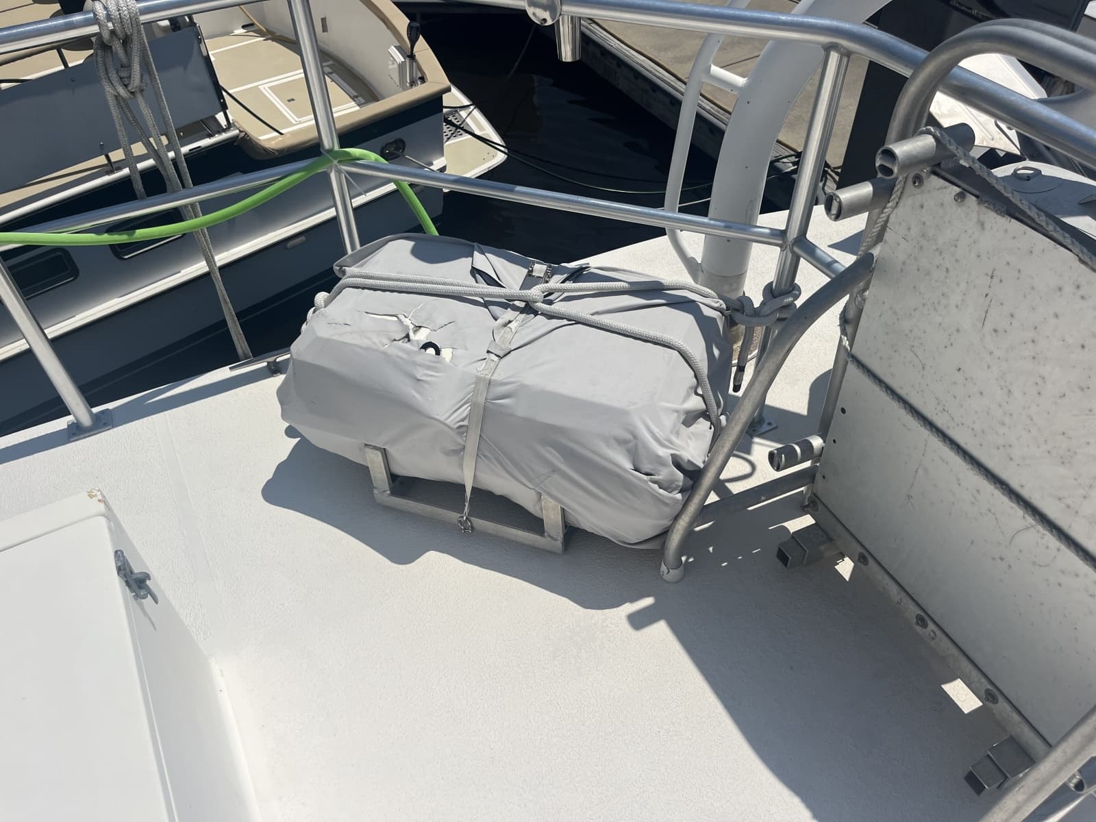 2001 Great Harbour GH47