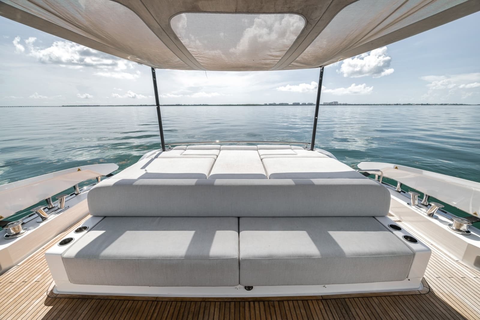 2024 Azimut S8