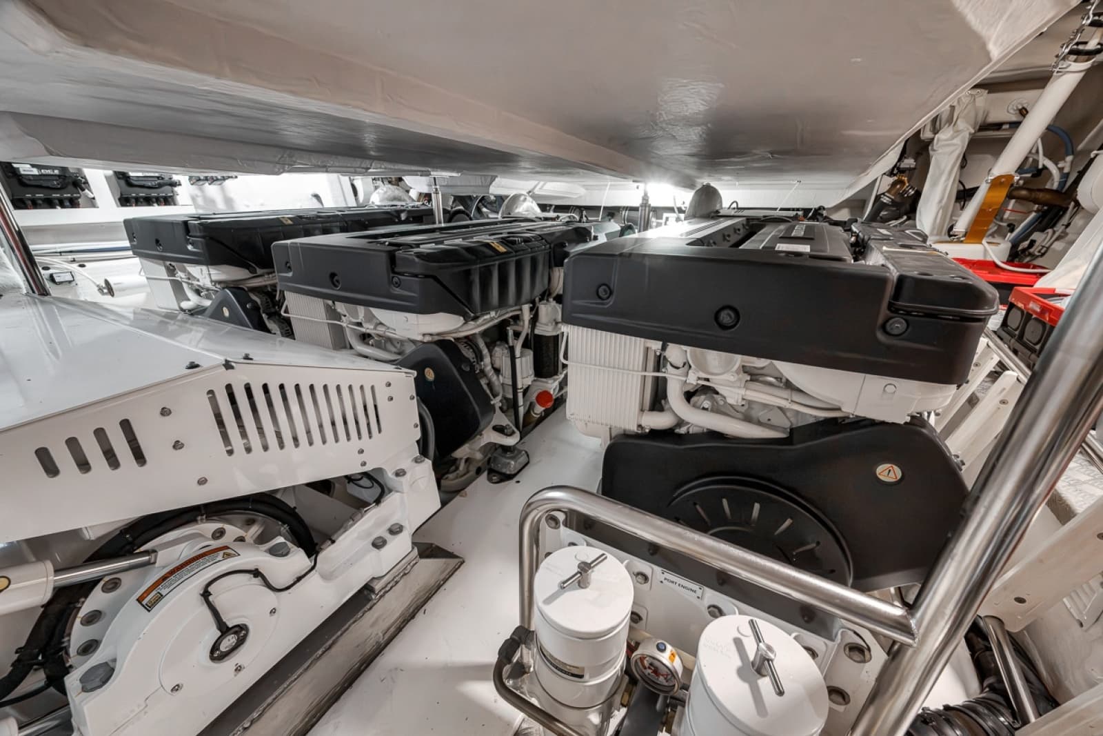 2024 Azimut S8