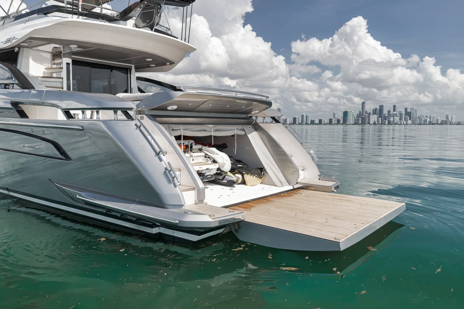 2024 Azimut S8