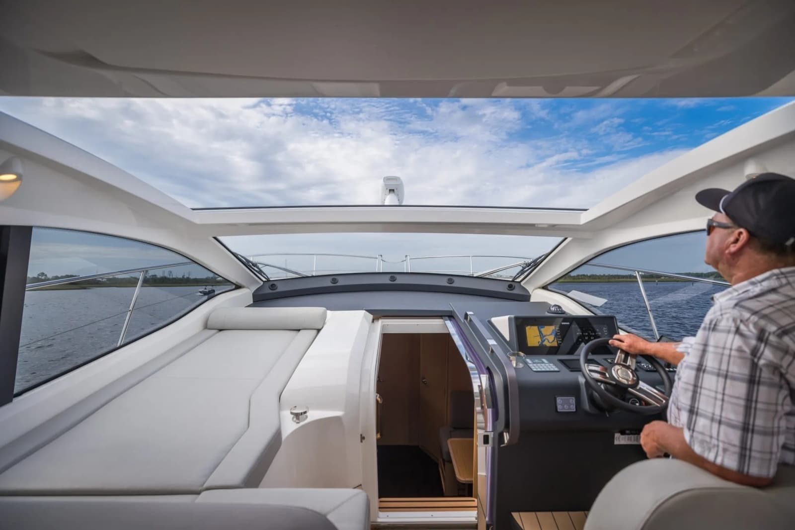 2022 Bavaria SR 41 Coupe
