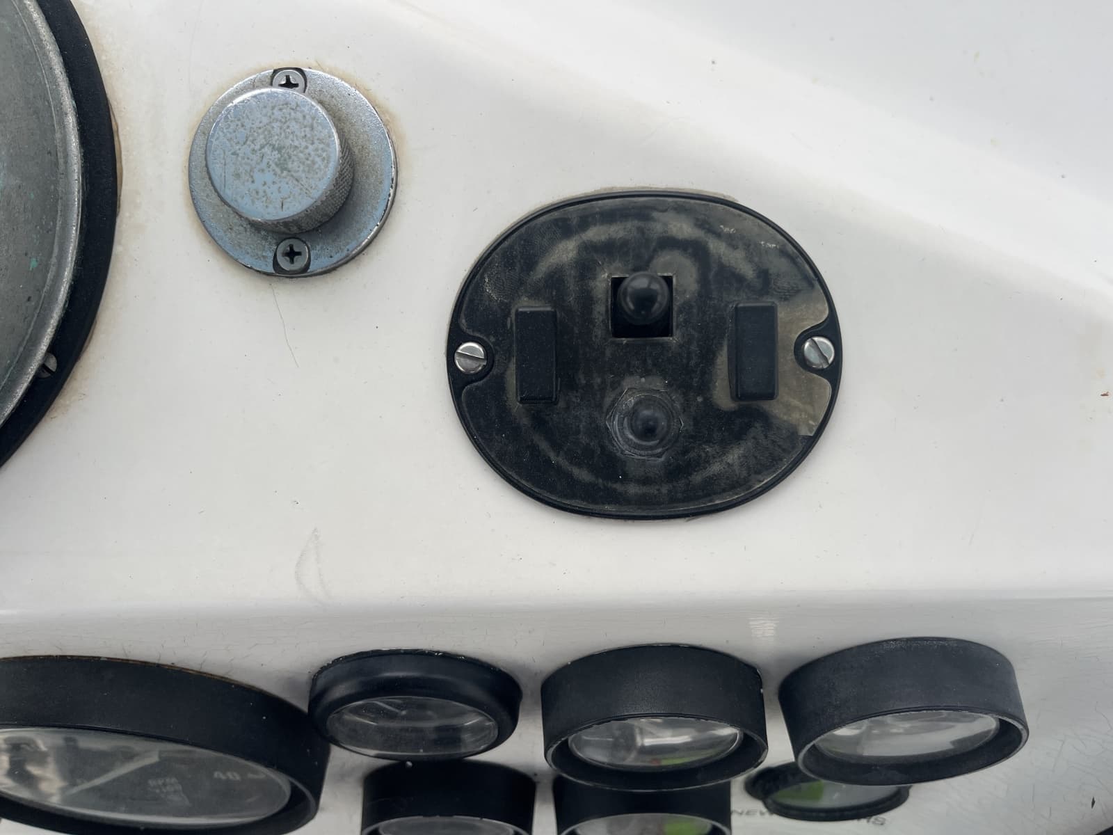 1987 Symbol 44 Sun Deck MK II