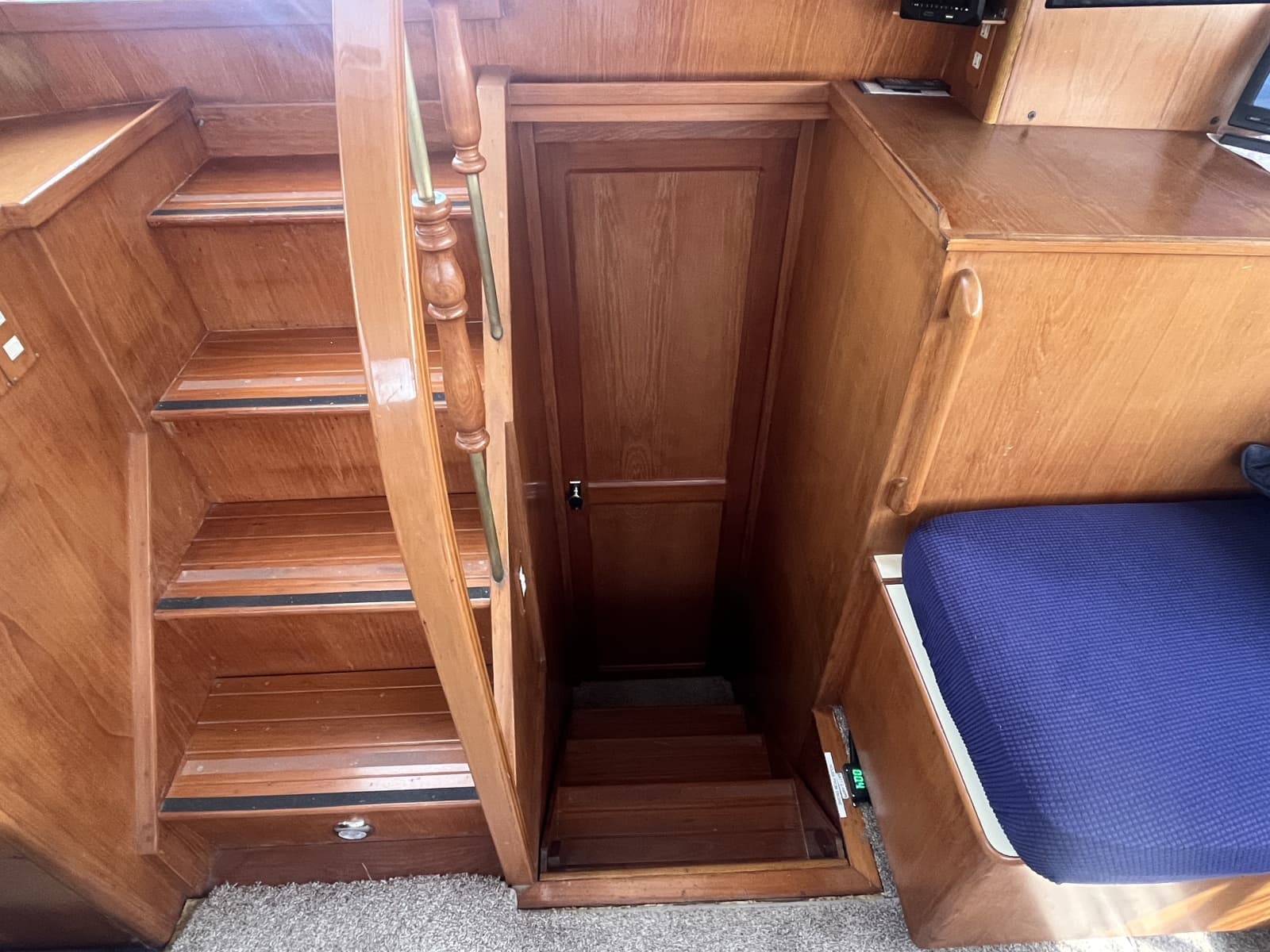 1987 Symbol 44 Sun Deck MK II