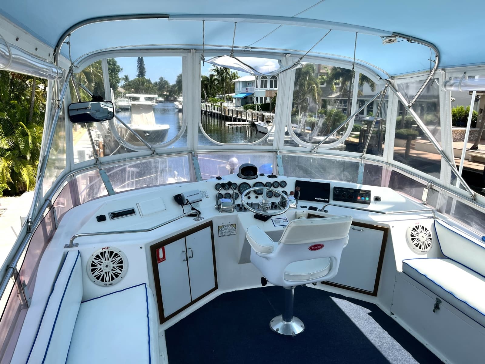 1987 Symbol 44 Sun Deck MK II
