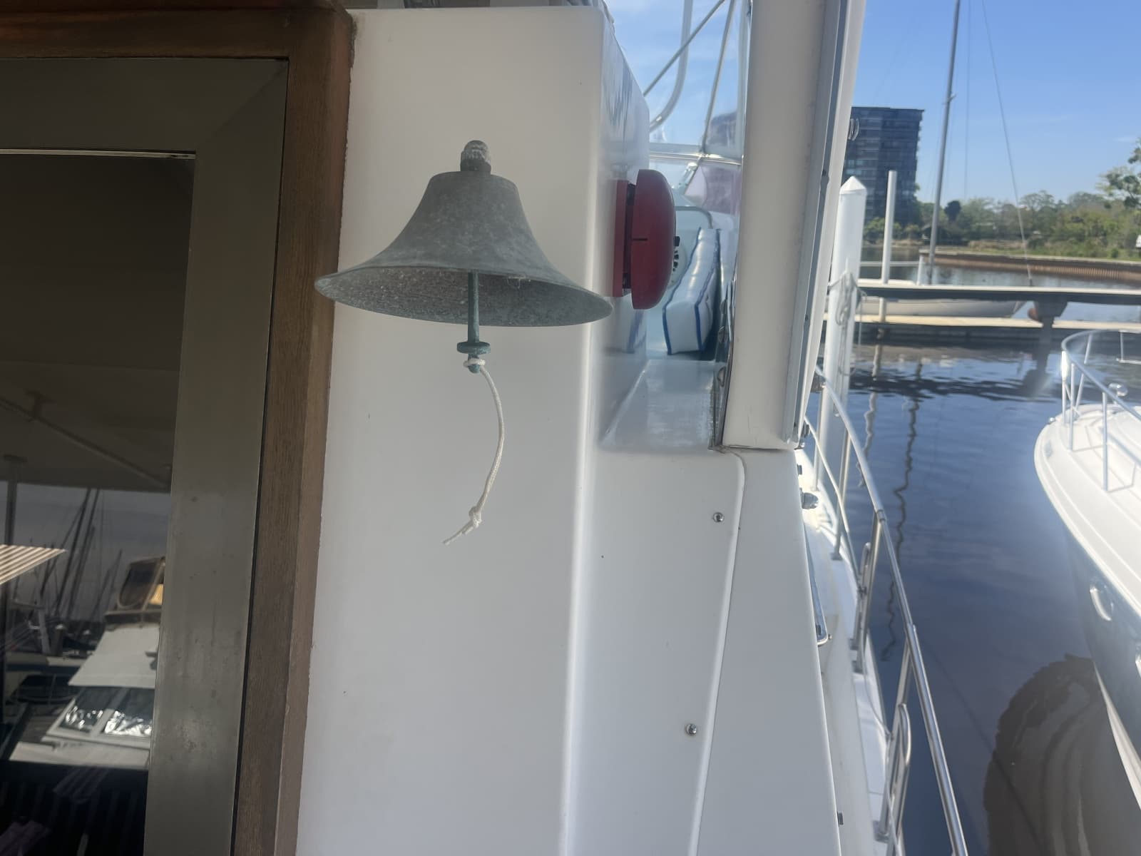 1987 Symbol 44 Sun Deck MK II