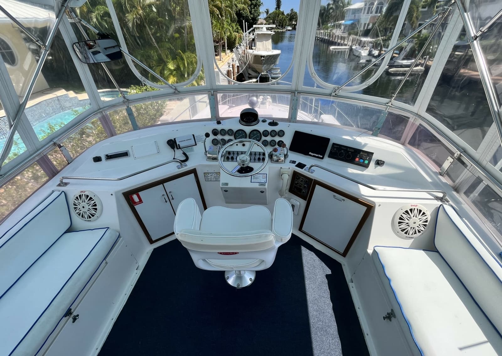 1987 Symbol 44 Sun Deck MK II