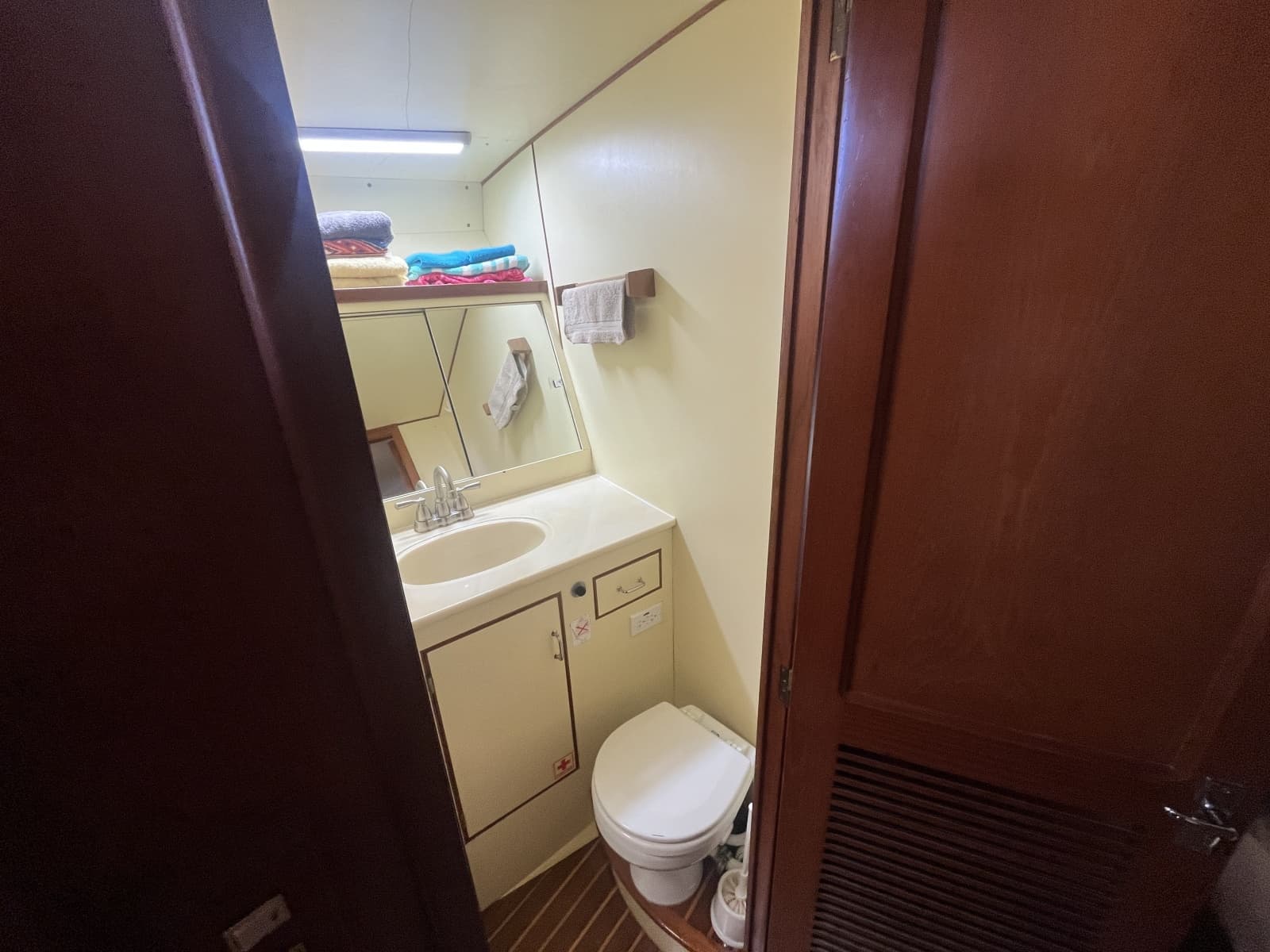 1987 Symbol 44 Sun Deck MK II