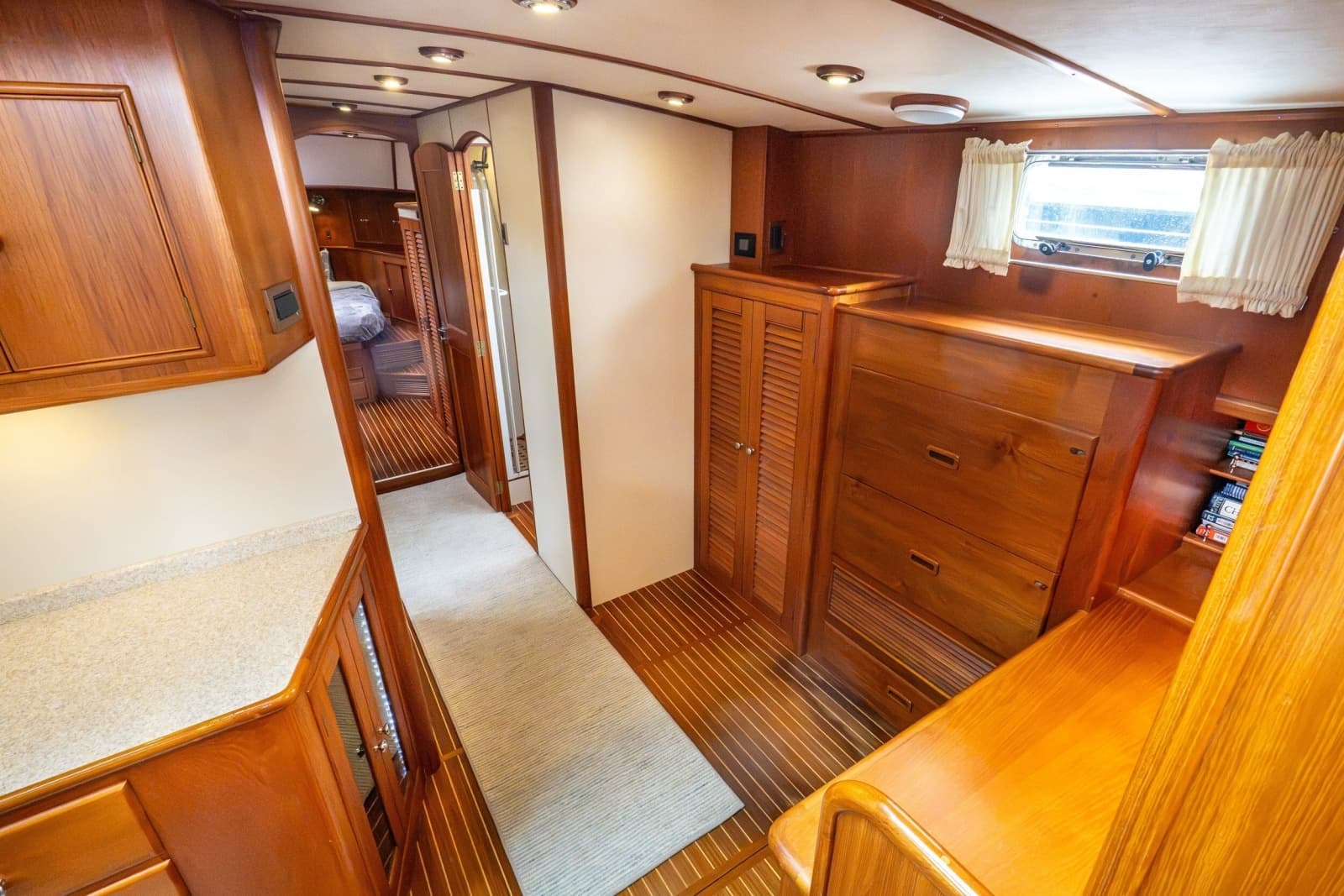 2003 Grand Banks 54