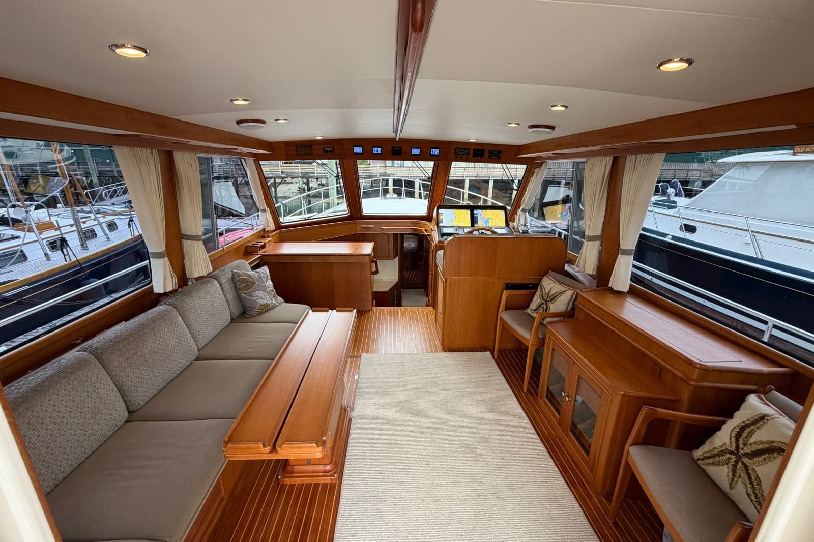 2003 Grand Banks 54