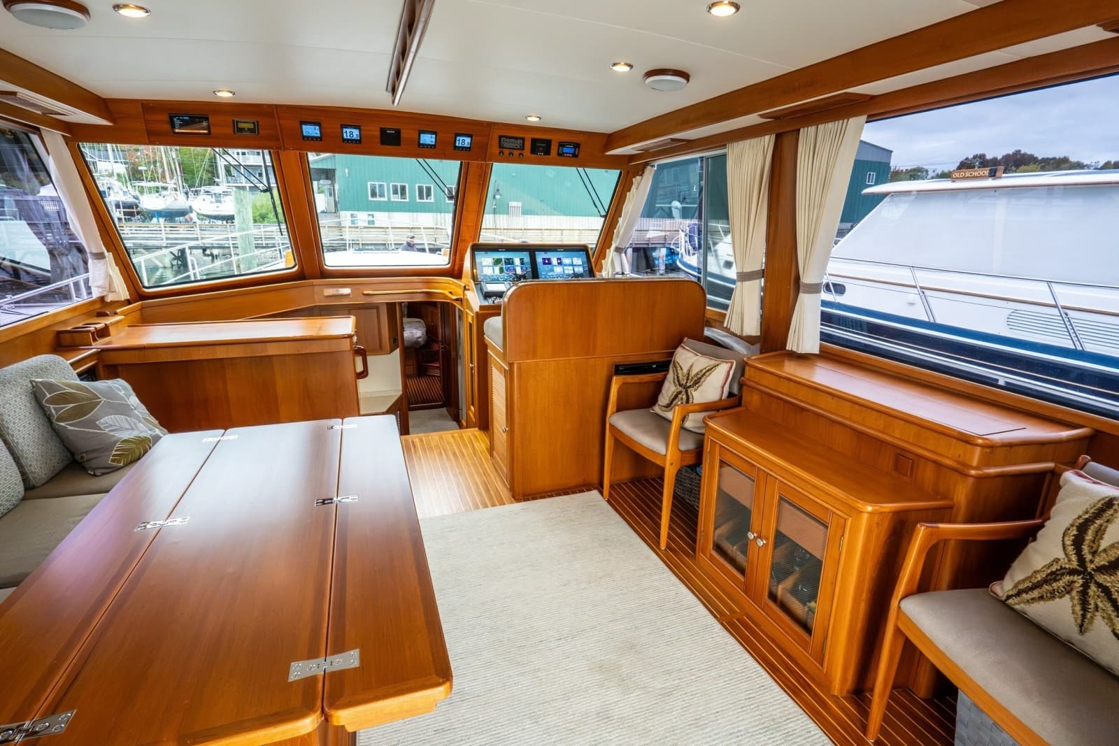 2003 Grand Banks 54
