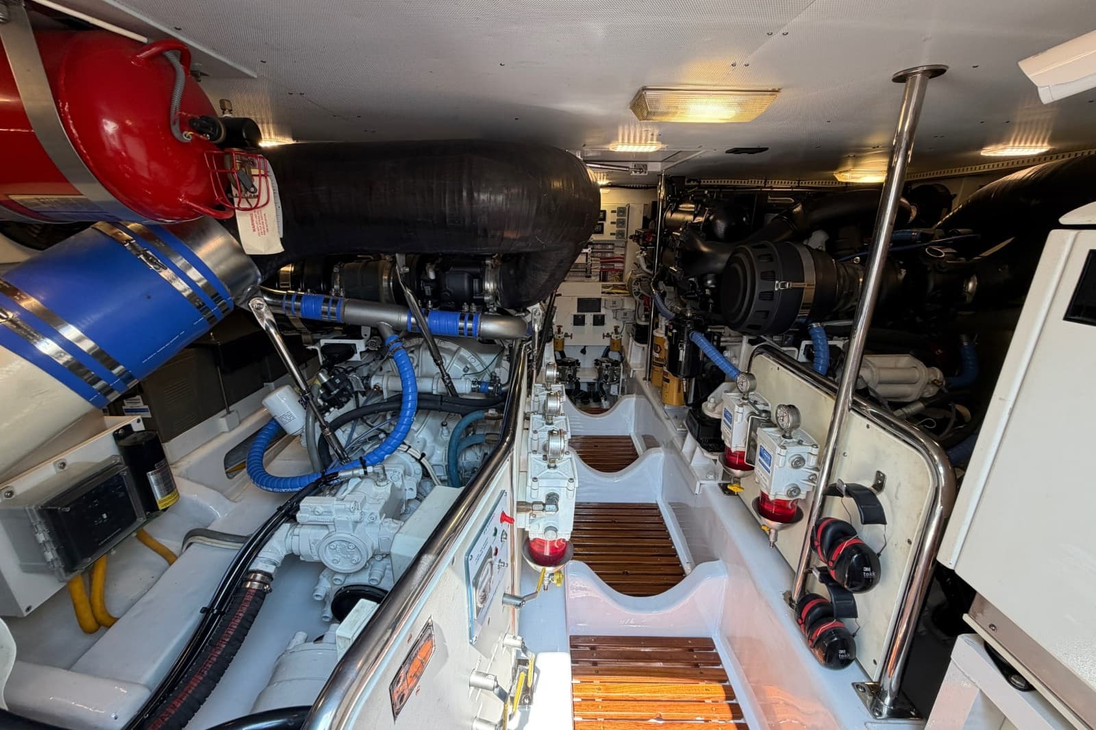 2003 Grand Banks 54