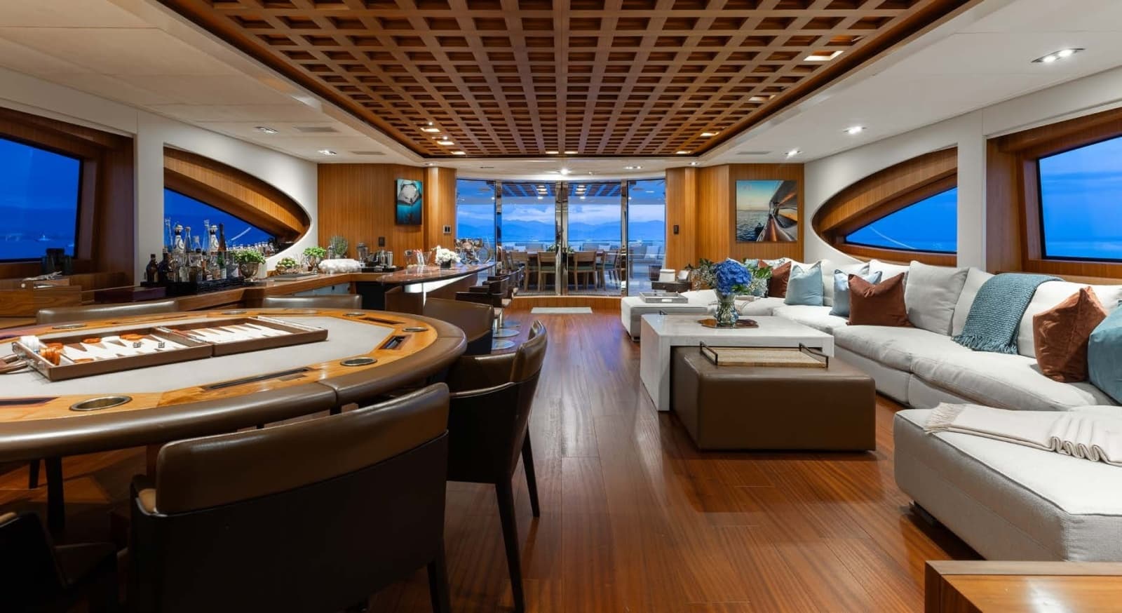 2012 Trinity Yachts Tri-Deck