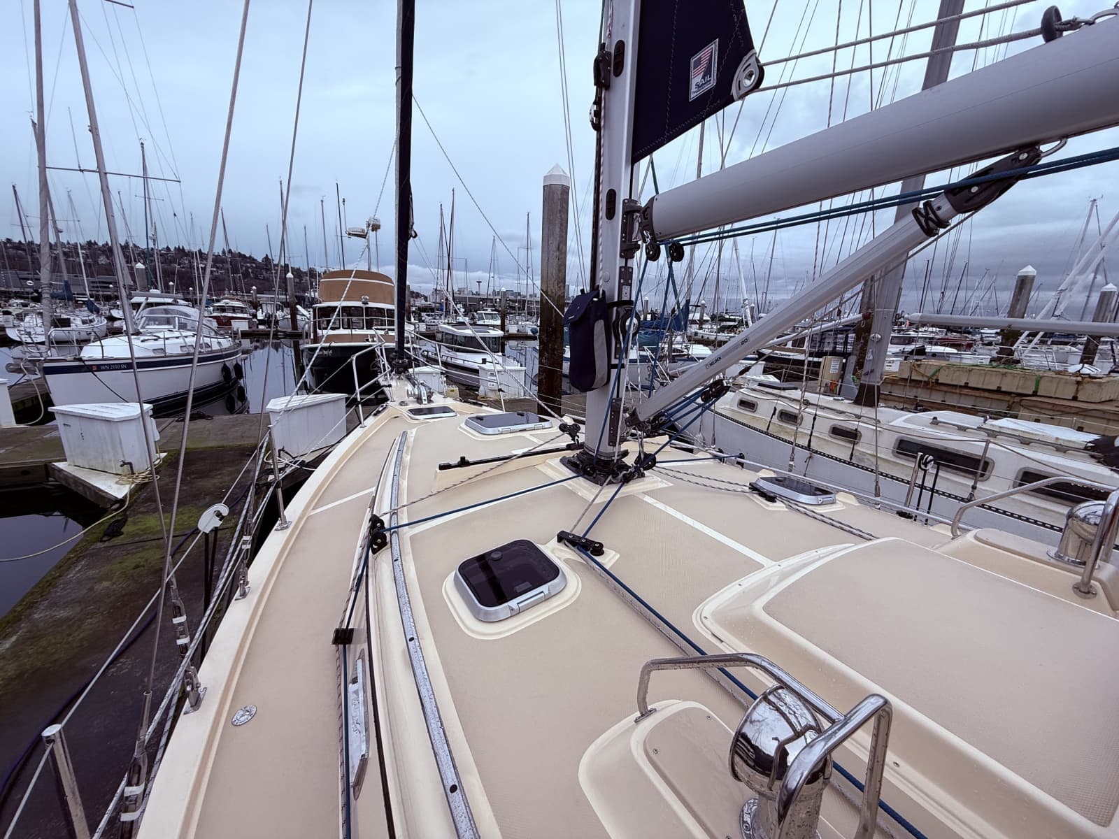 2025 Island Packet 349