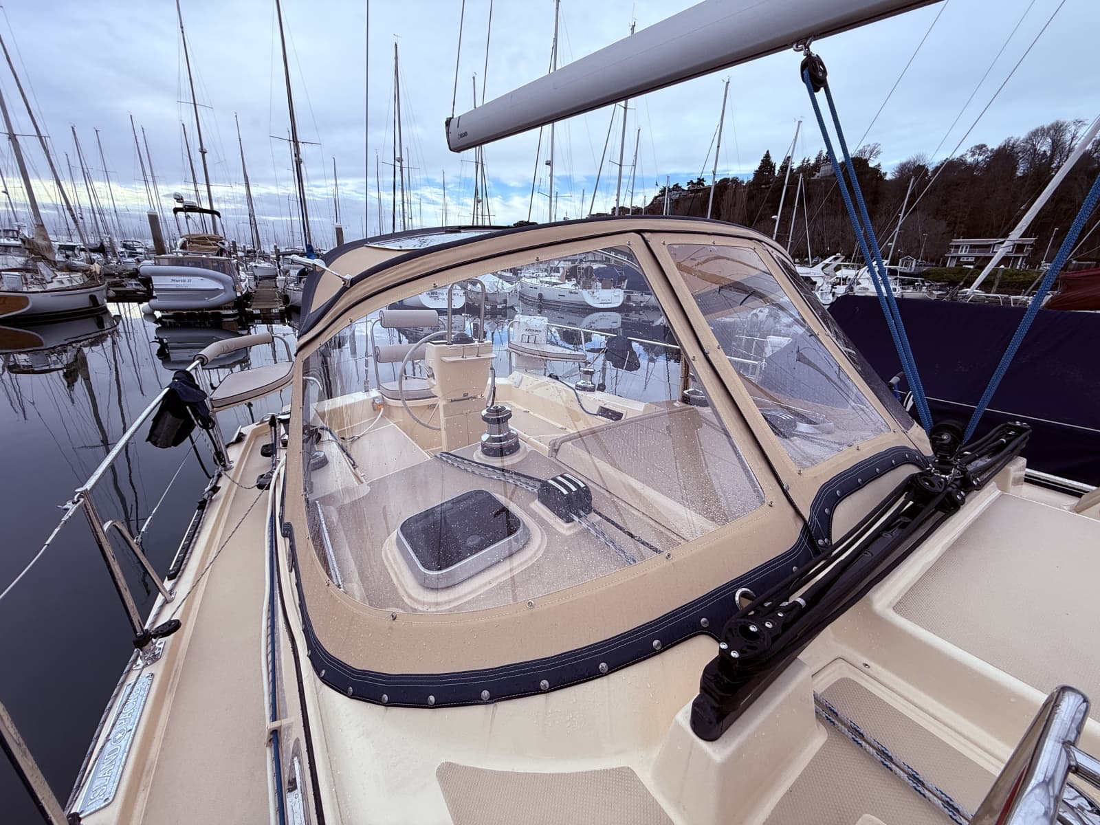 2025 Island Packet 349