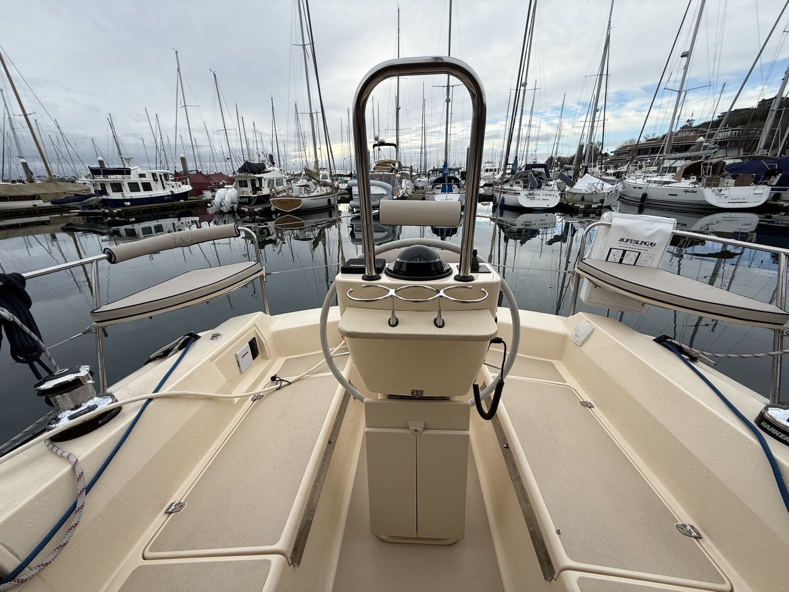 2025 Island Packet 349