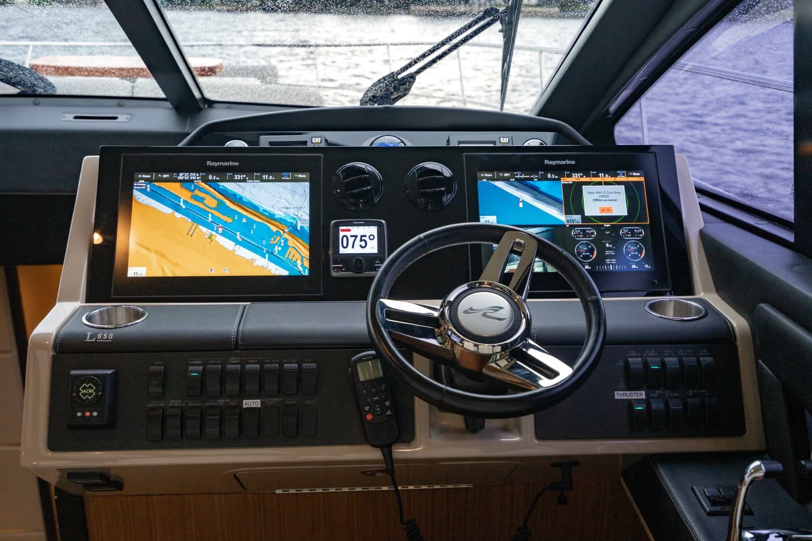2017 Sea Ray L65